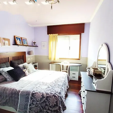 Piso En A 100 Metros De La Playa Apartmán Bueu