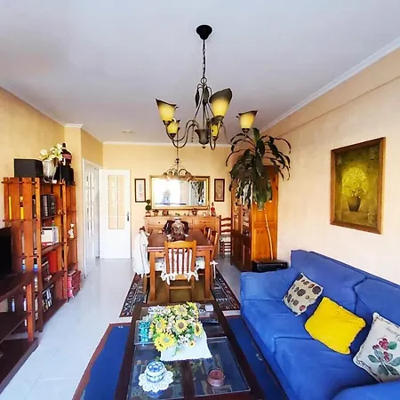 Piso En A 100 Metros De La Playa Bueu