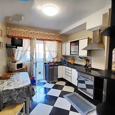 Piso En A 100 Metros De La Playa Apartmán *