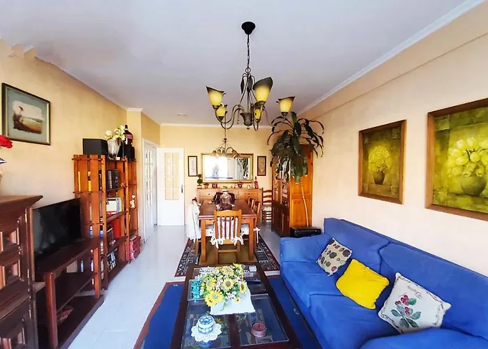 Piso En A 100 Metros De La Playa Bueu